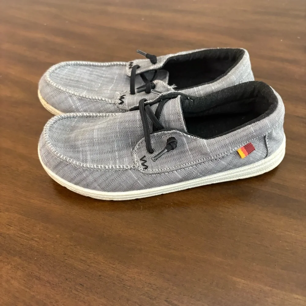 Cat & Jack Boys Size 2 Shoes Hey Dude Like Slip On Loafer Grey Blue school